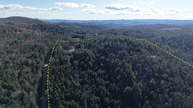 $229,900 | 50 Cheney 4-Corner Road, Newbury, VT 05040