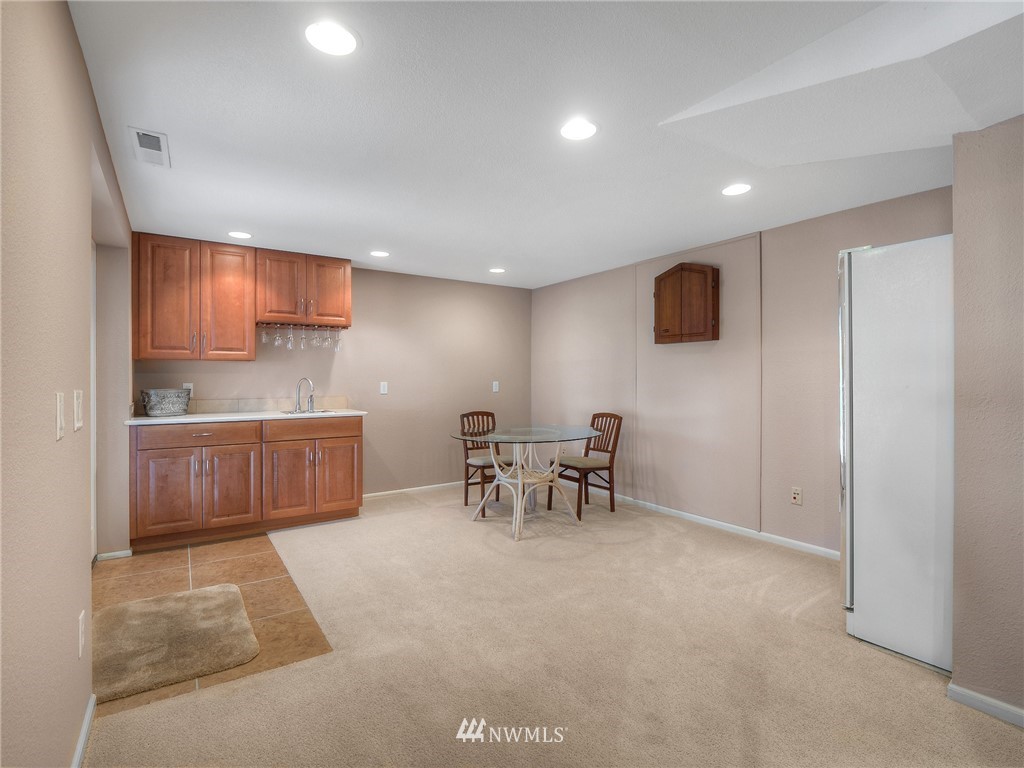 7804 Kelly Beach Road Southeast Olympia, WA 98513 - Photo 21 of 37 Gallery Image 21