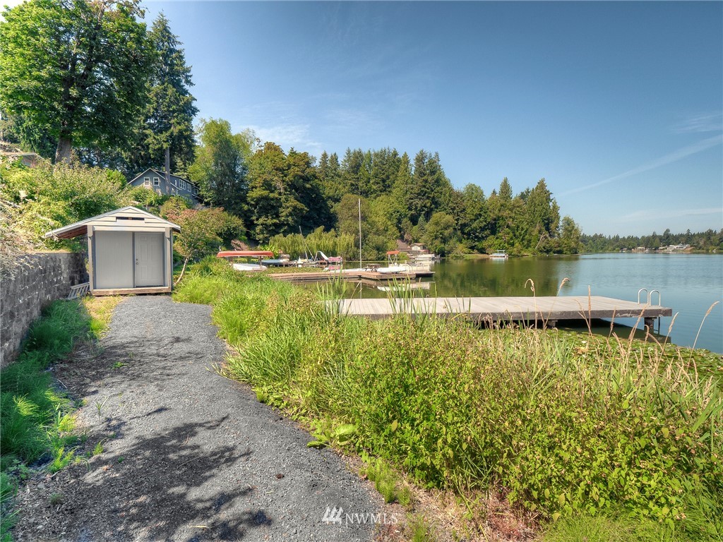 7804 Kelly Beach Road Southeast Olympia, WA 98513 - Photo 32 of 37 Gallery Image 32