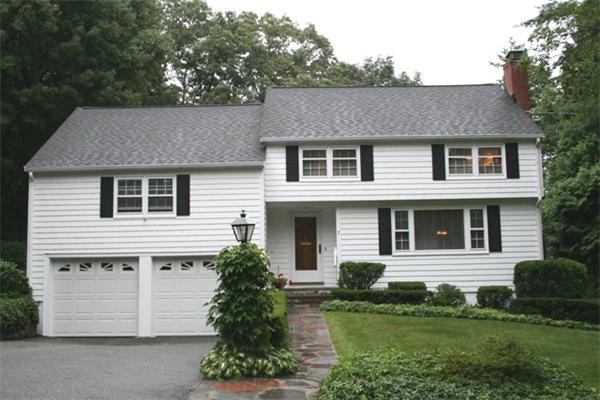 7 Newhall Road Lynnfield, MA 01940 - Photo 1 of 12 Gallery Image 1