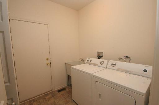 1861 Roger Road Woodstock, IL 60098 - Photo 12 of 16