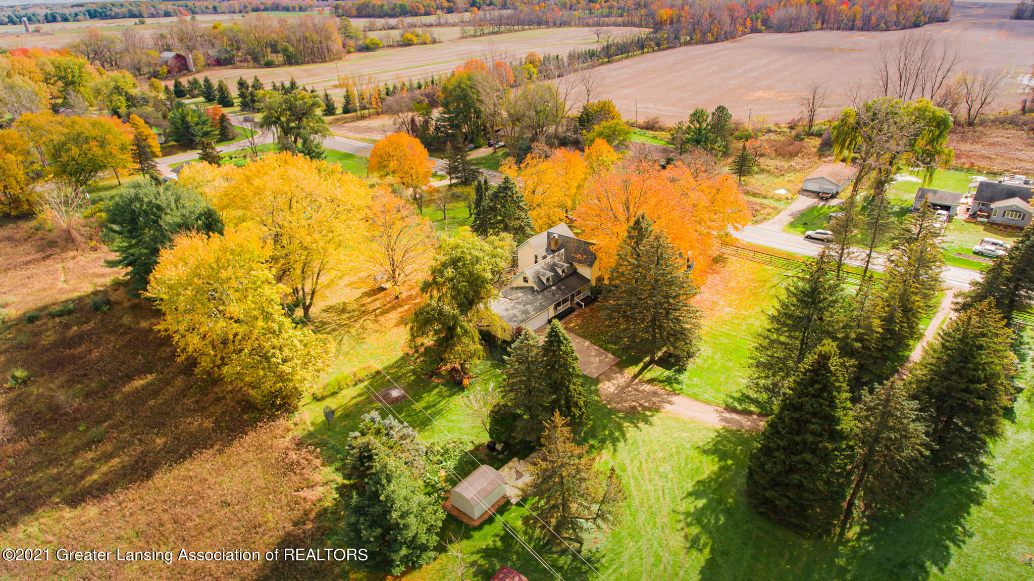 445 Haslett Road Haslett, MI 48840 - Photo 32 of 36 445EHaslett29