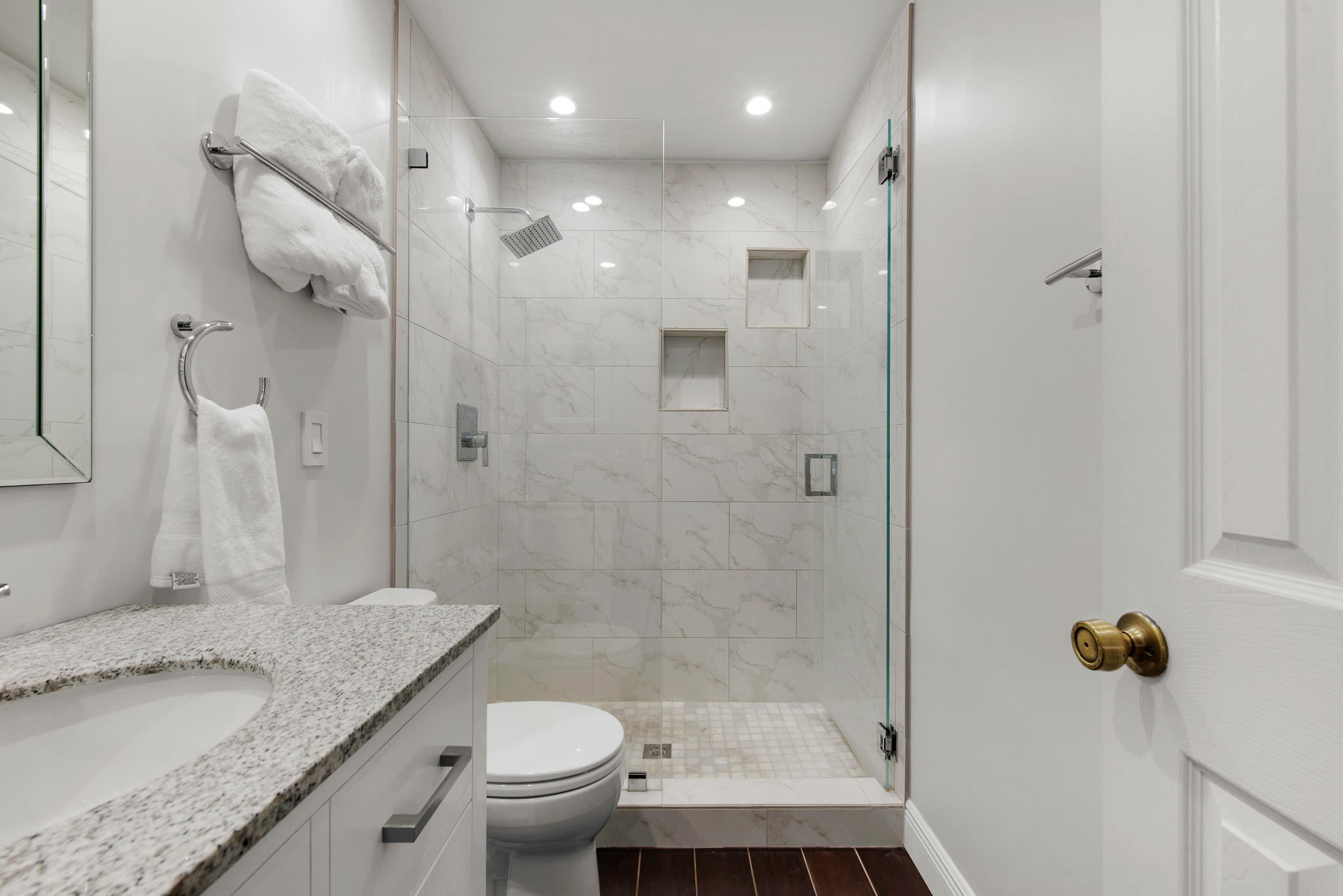 111 Chadwick Drive Jupiter, FL 33458 - Photo 9 of 34 MASTER BATH