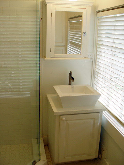 106 Morphy Avenue Fairhope, AL 36532 - Photo 24 of 38 Dressing room sink