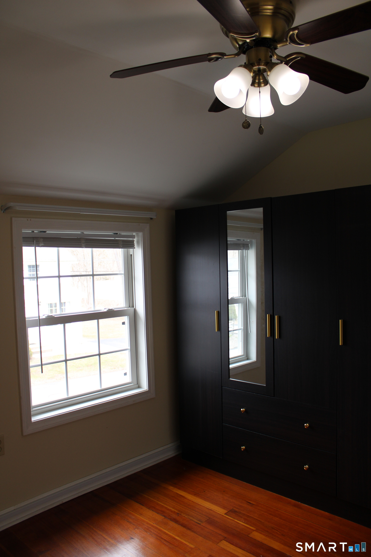 6 Sunnyside E Rd Extension, Unit 6 Norwich, CT 06360 - Photo 14 of 17 WITH WOOD FLOORS