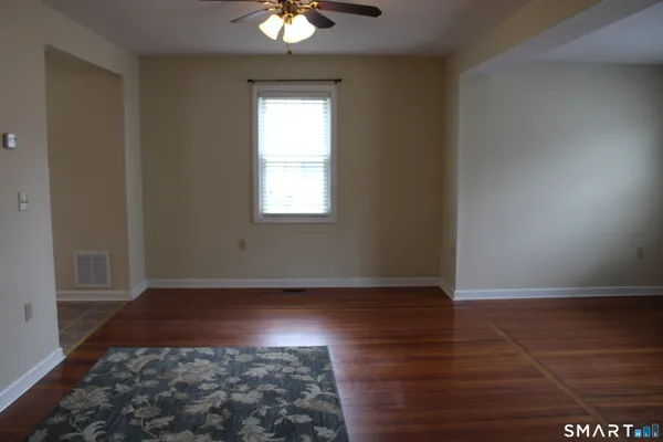 $2,000 | 6 Sunnyside East Rd Ex Road Extension, Unit 6, Norwich, CT 06360