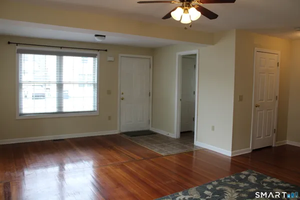 $2,000 | 6 Sunnyside East Rd Ex Road Extension, Unit 6, Norwich, CT 06360