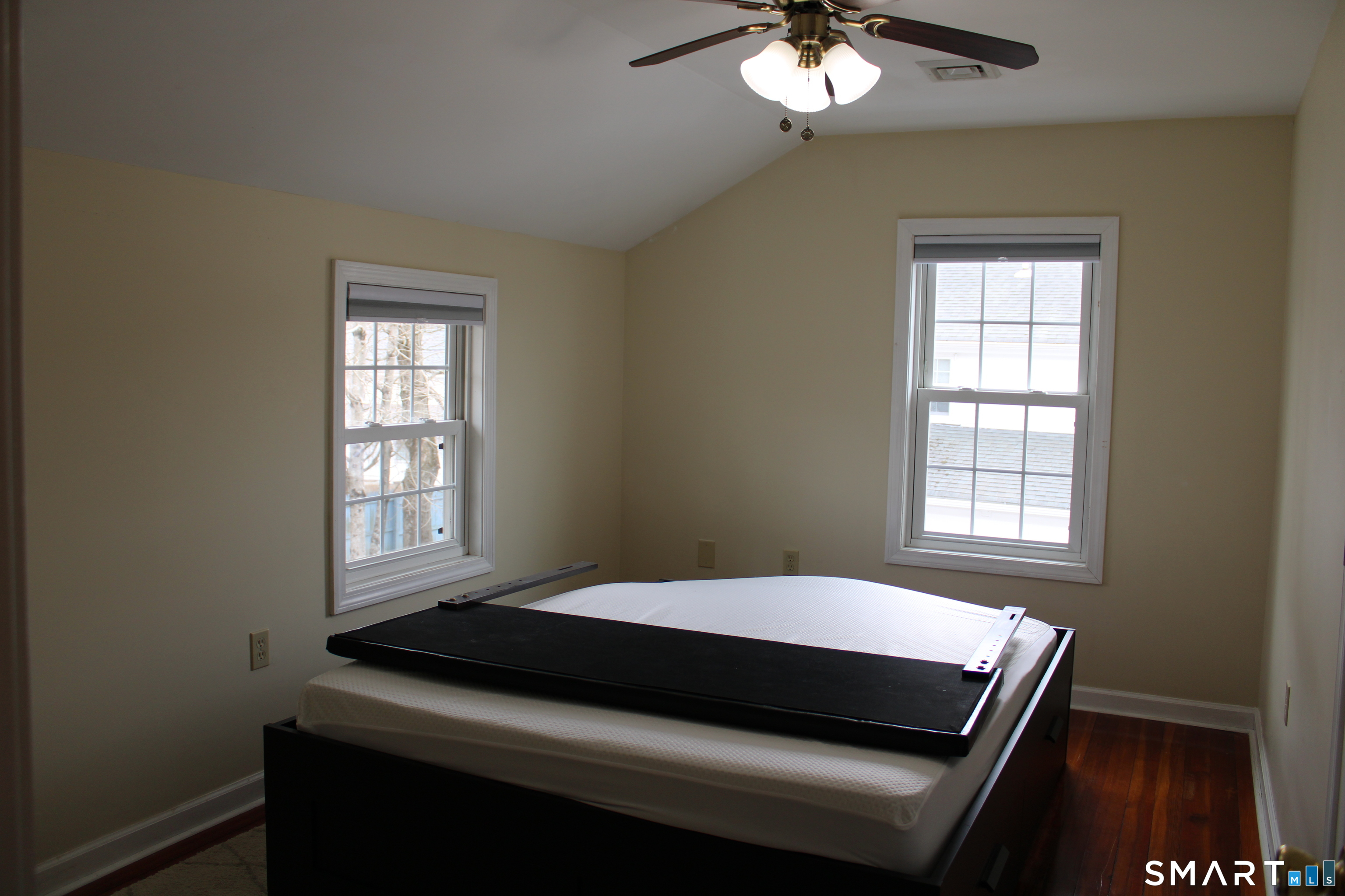 6 Sunnyside E Rd Extension, Unit 6 Norwich, CT 06360 - Photo 10 of 17 WITH WOOD FLOORS