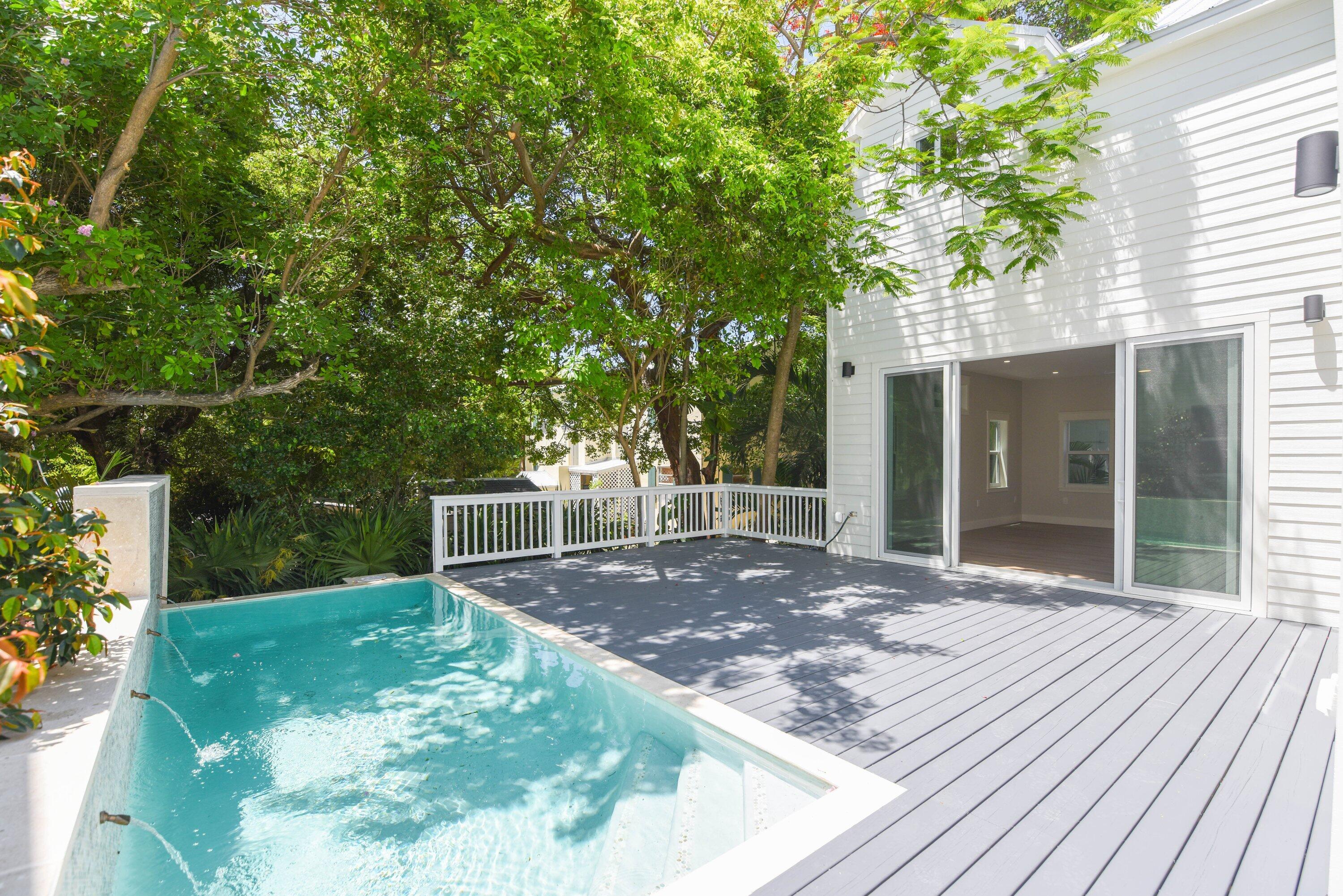 1316 Royal Street, Unit 6 Key West, FL 33040 - Photo 18 of 43 Inground Pool with Water Features