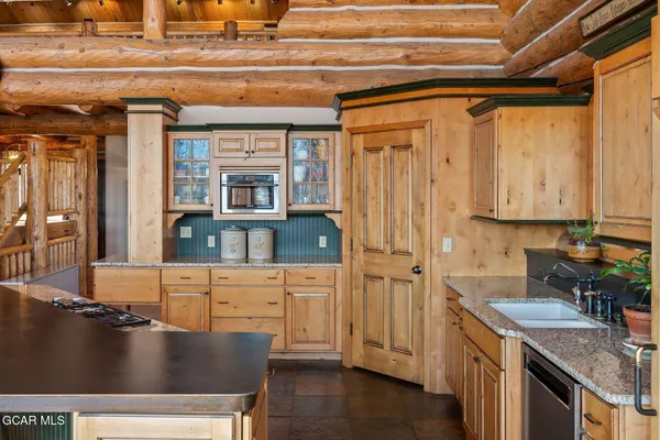 $3,350,000 | 732 Gcr 52, Granby, CO 80446