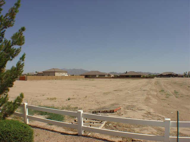 16385 West Yuma Road, Unit 56 Goodyear, AZ 85338 - Photo 3 of 3 SARIVAL GARDENS