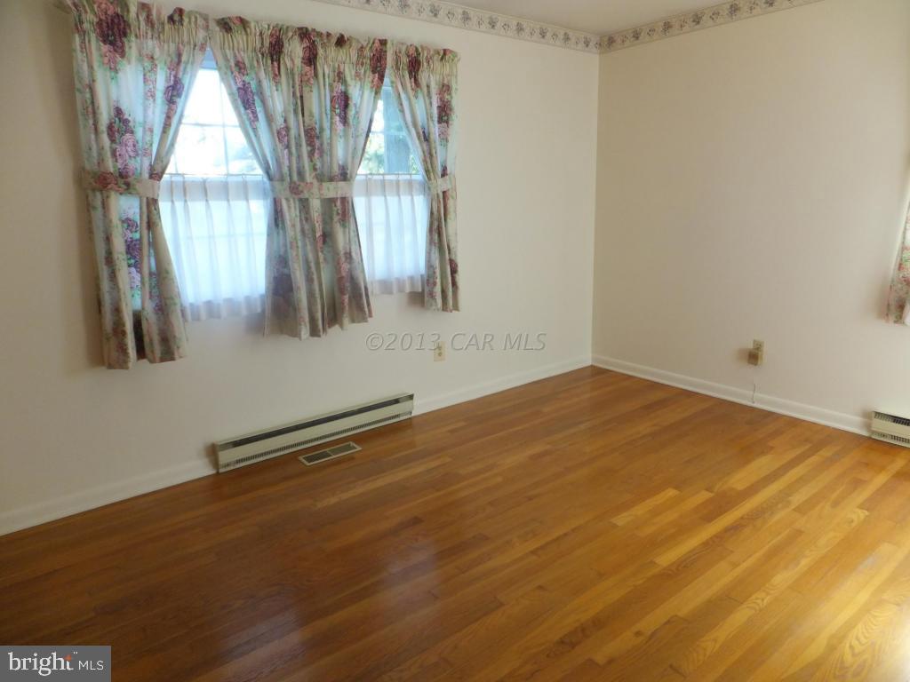 11832 Edgehill Terrace Road Princess Anne, MD 21853 - Photo 8 of 12 Gallery Image 8