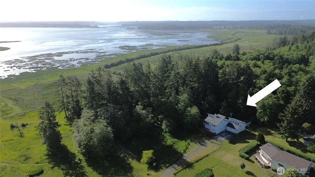 $545,000 | 301 East Lila Avenue, Westport, WA 98595