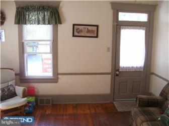 14 South Willow Street Lititz, PA 17543 - Photo 4 of 11