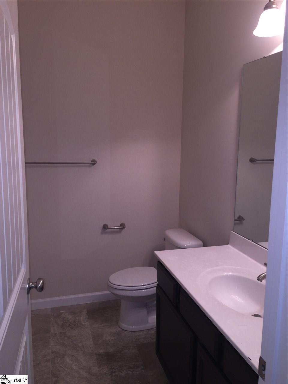 2038 Fairview Road Fountain Inn, SC 29644 - Photo 4 of 6