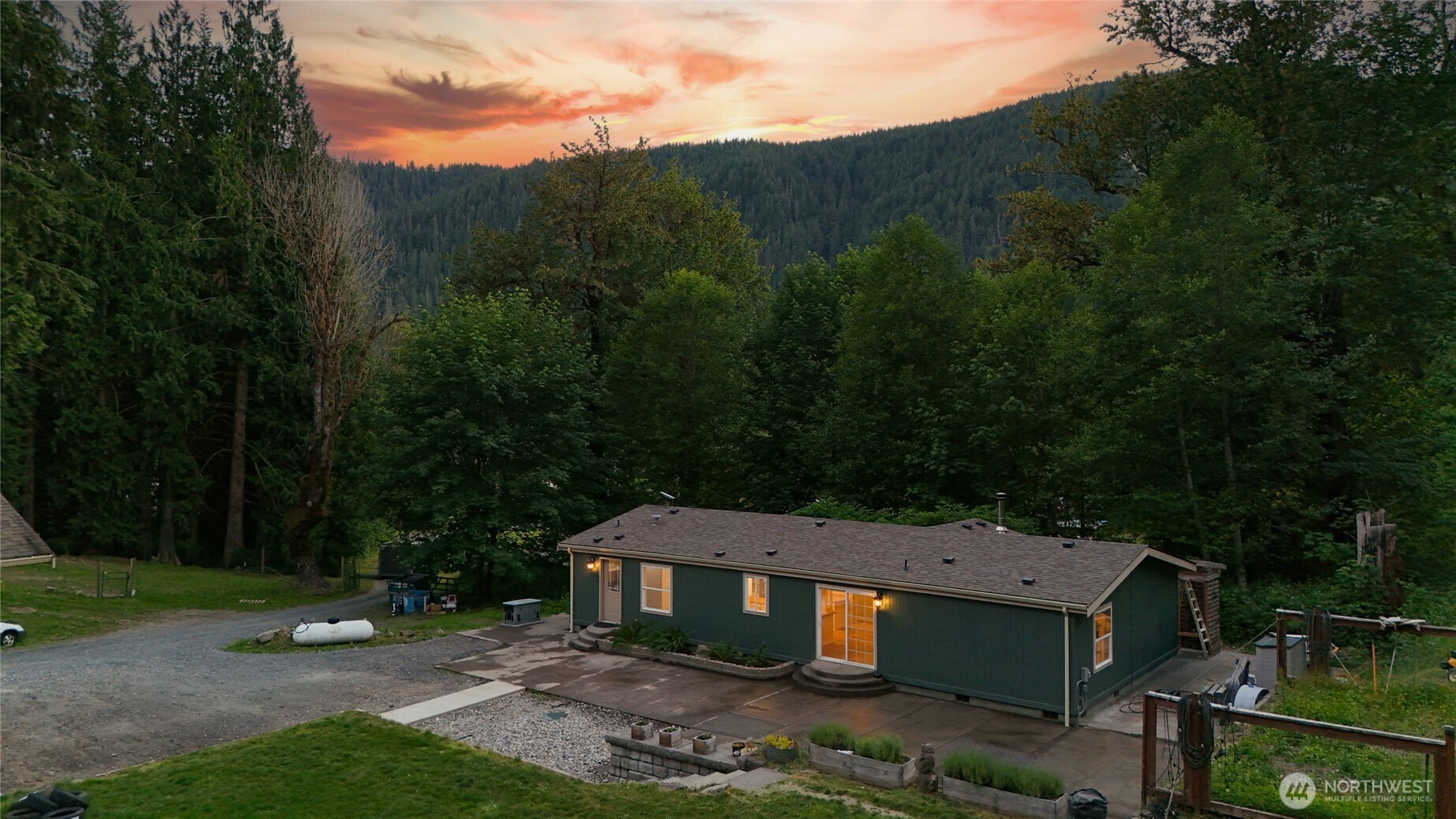 4454 Mosquito Lake Road Deming, WA 98244 - Photo 26 of 40