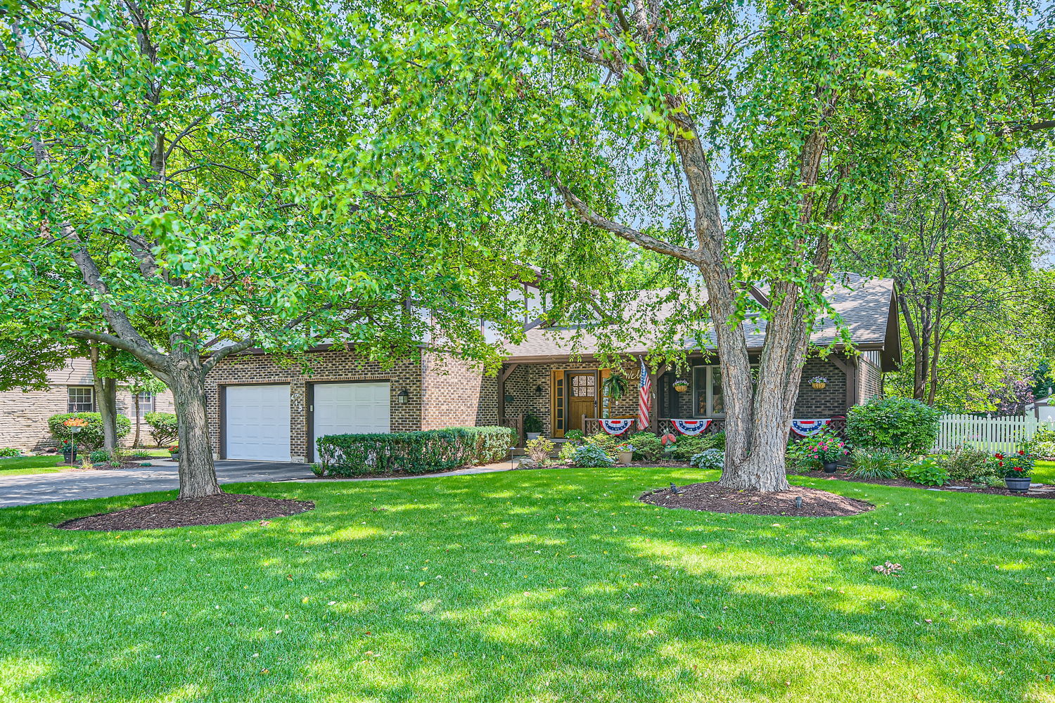 415 Lombard Road Itasca, IL 60143 - Photo 3 of 42 Gallery Image 3
