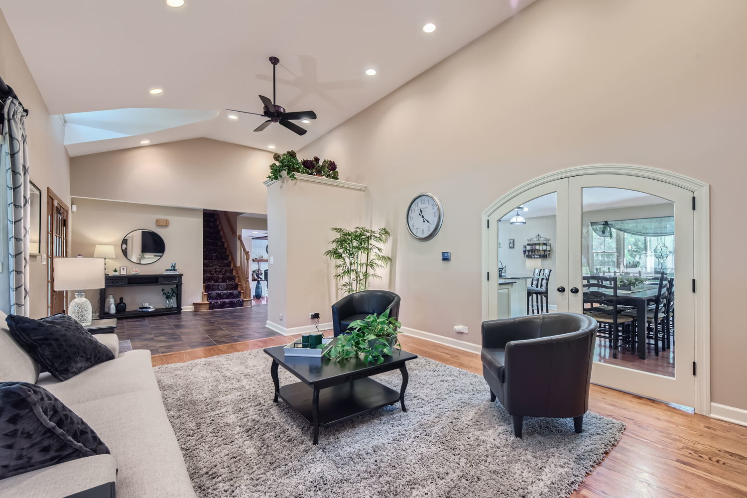 415 Lombard Road Itasca, IL 60143 - Photo 9 of 42 Gallery Image 9