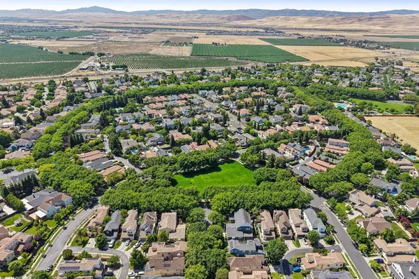 $1,100,000 | 2648 Handstand Way, Tracy, CA 95377