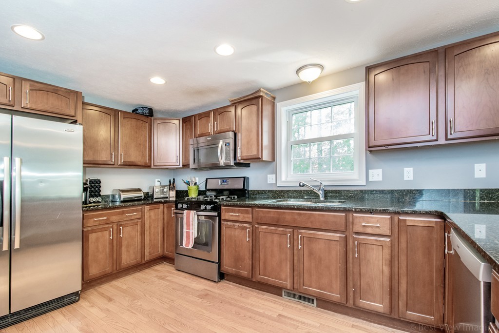 46 Bufton Farm Road Clinton, MA 01510 - Photo 6 of 29 Gallery Image 6