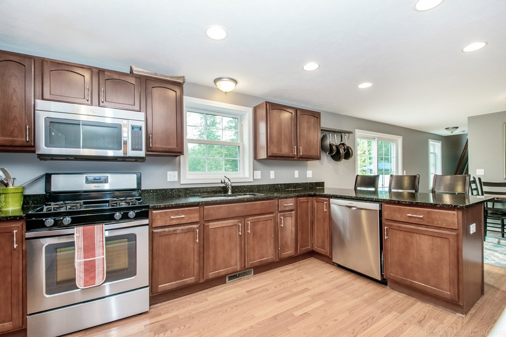 46 Bufton Farm Road Clinton, MA 01510 - Photo 8 of 29 Gallery Image 8