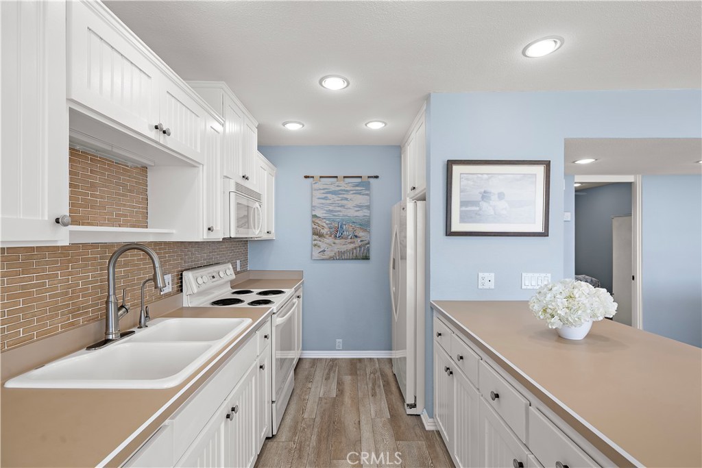 420 Monterey Lane, Unit R17 San Clemente, CA 92672 - Photo 11 of 63