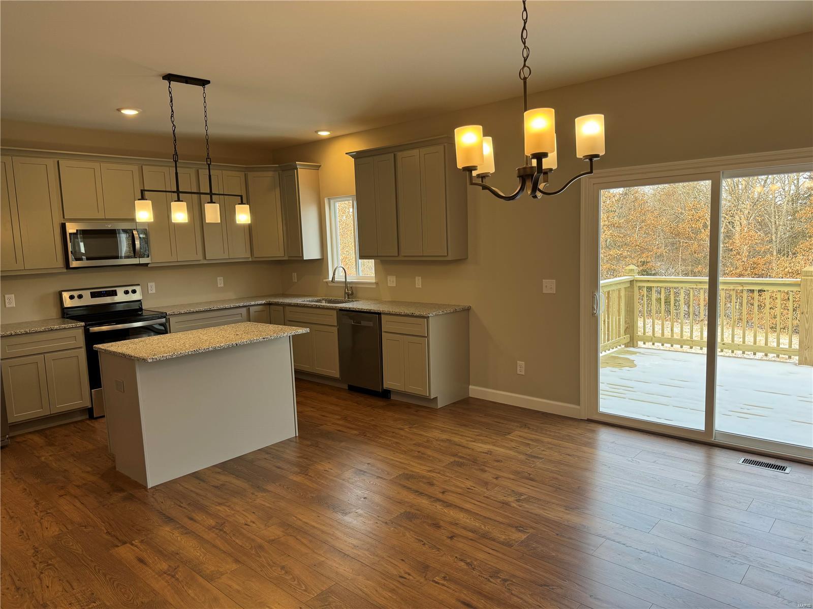 3907 Patton Road Moscow Mills, MO 63362 - Photo 13 of 41