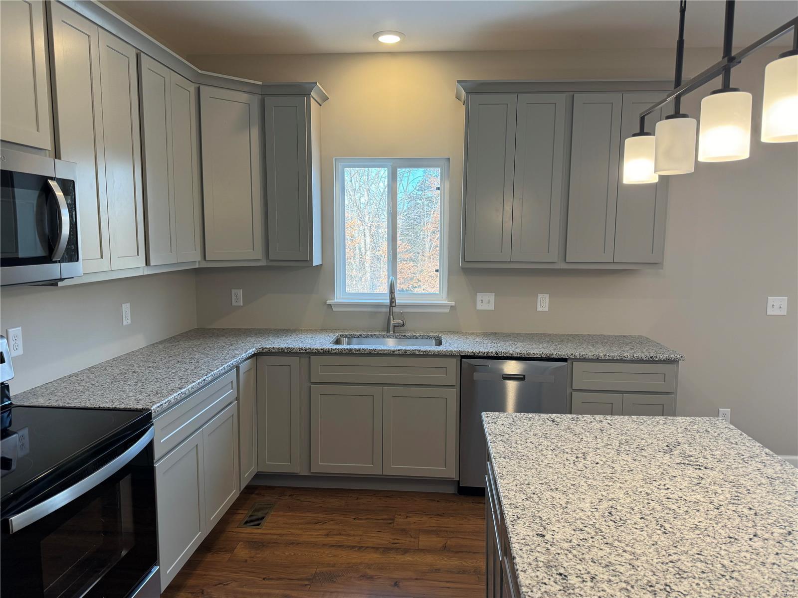 3907 Patton Road Moscow Mills, MO 63362 - Photo 15 of 41