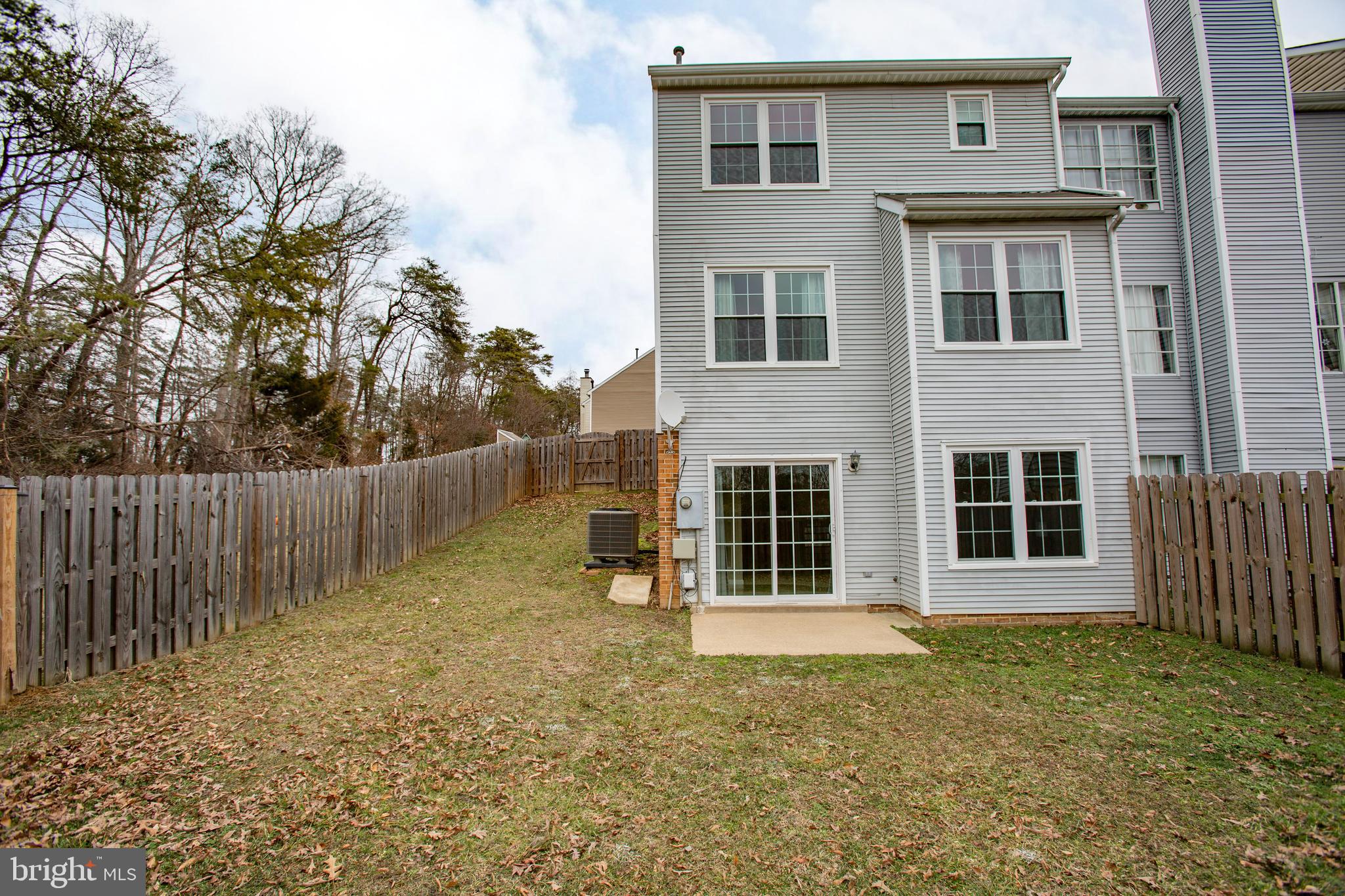 300 Windsor Ridge Court Fredericksburg, VA 22405 - Photo 15 of 35 Fenced rear yard w/concrete patio