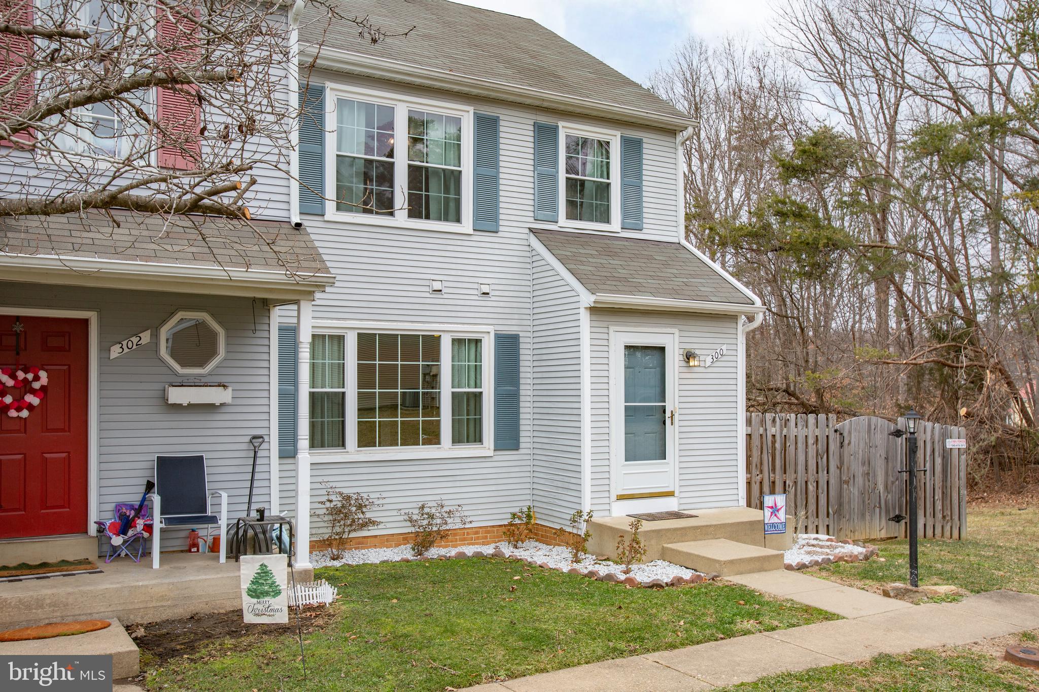 300 Windsor Ridge Court Fredericksburg, VA 22405 - Photo 25 of 35 Welcoming entrance!
