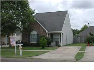 428 Row Lafayette La Lafayette, LA 70508 - Photo 1 of 1 Primary Photo