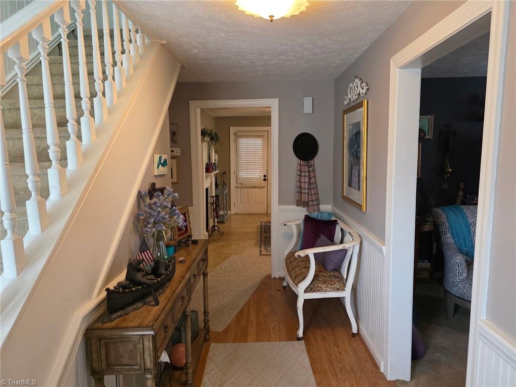 302 Spring Street Mount Airy, NC 27030 - Photo 3 of 17 Entry way through front door