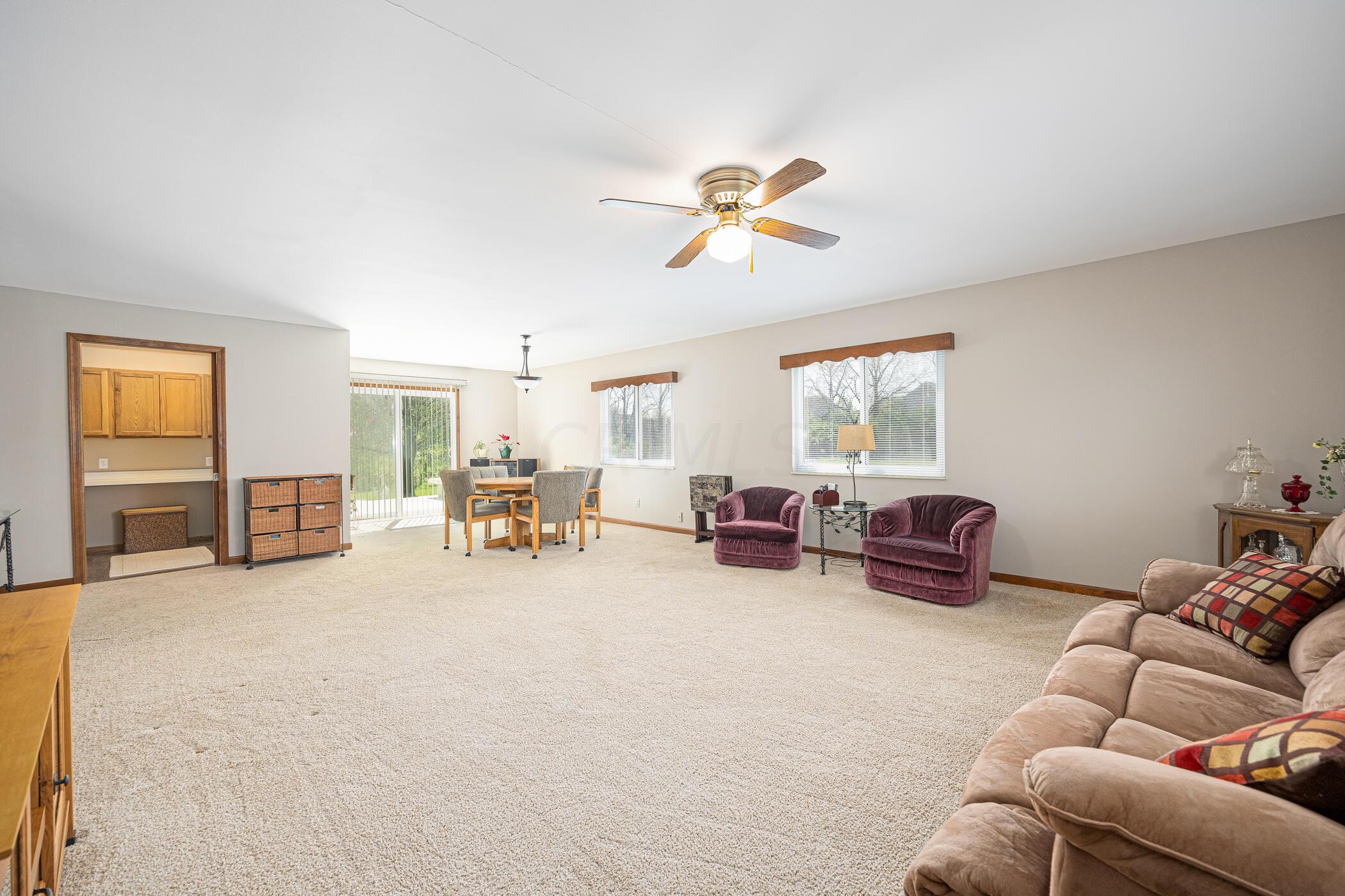 1558 Demorest Road Columbus, OH 43228 - Photo 36 of 44 1558 Demorest Rd 068