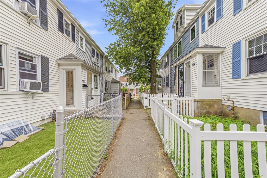 54 A Bay State Road Quincy, MA 02171 - Photo 32 of 38