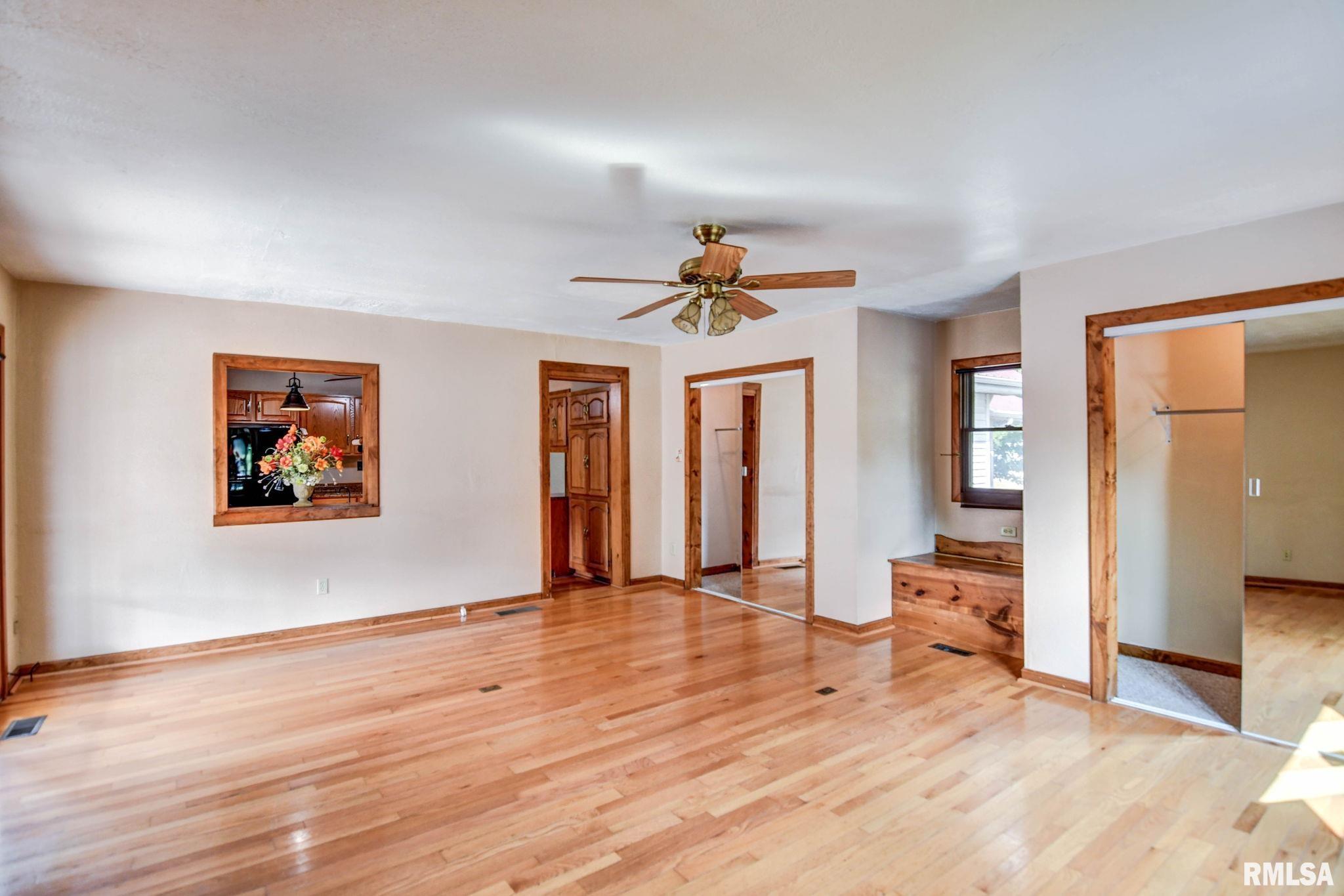 507 North Spruce Street Nokomis, IL 62075 - Photo 36 of 78