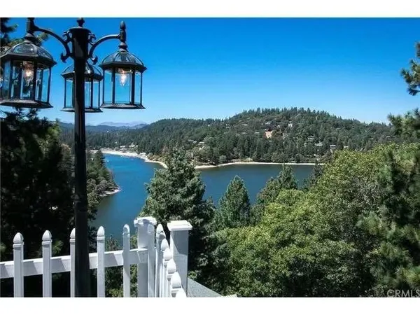 $2,300 | 652 Arbula Drive, Crestline, CA 92325