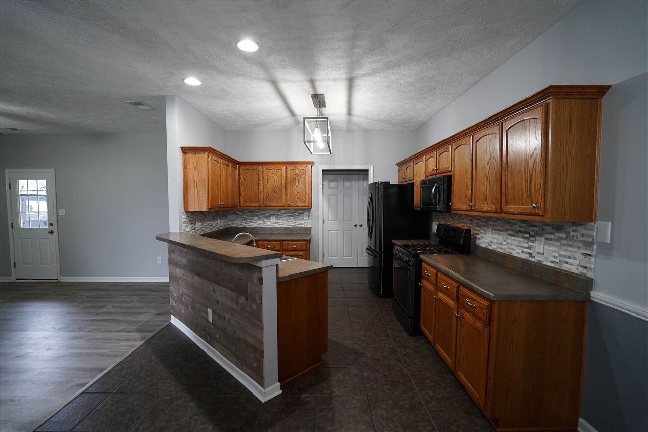 1074 Beaver Road Munford, TN 38058 - Photo 8 of 21 Gallery Image 8
