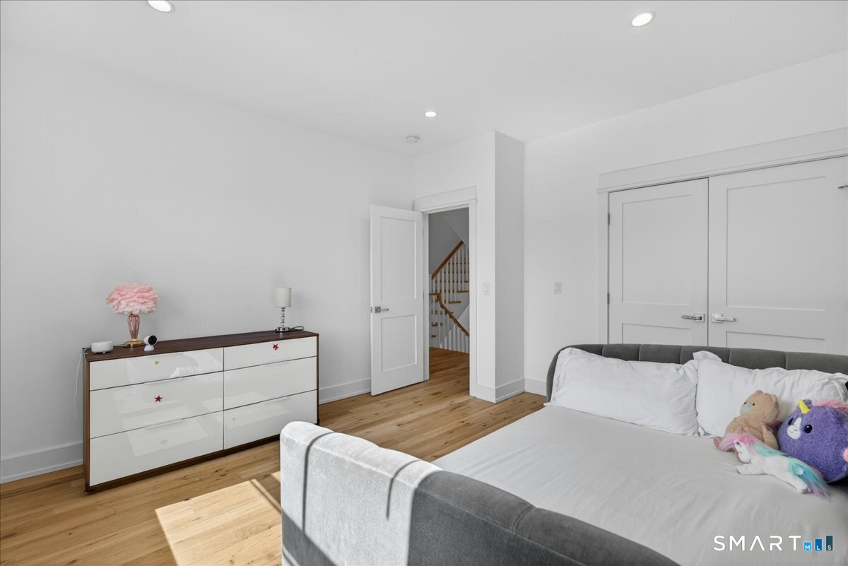 79 Thorpe Street, Unit 79 Fairfield, CT 06824 - Photo 26 of 40