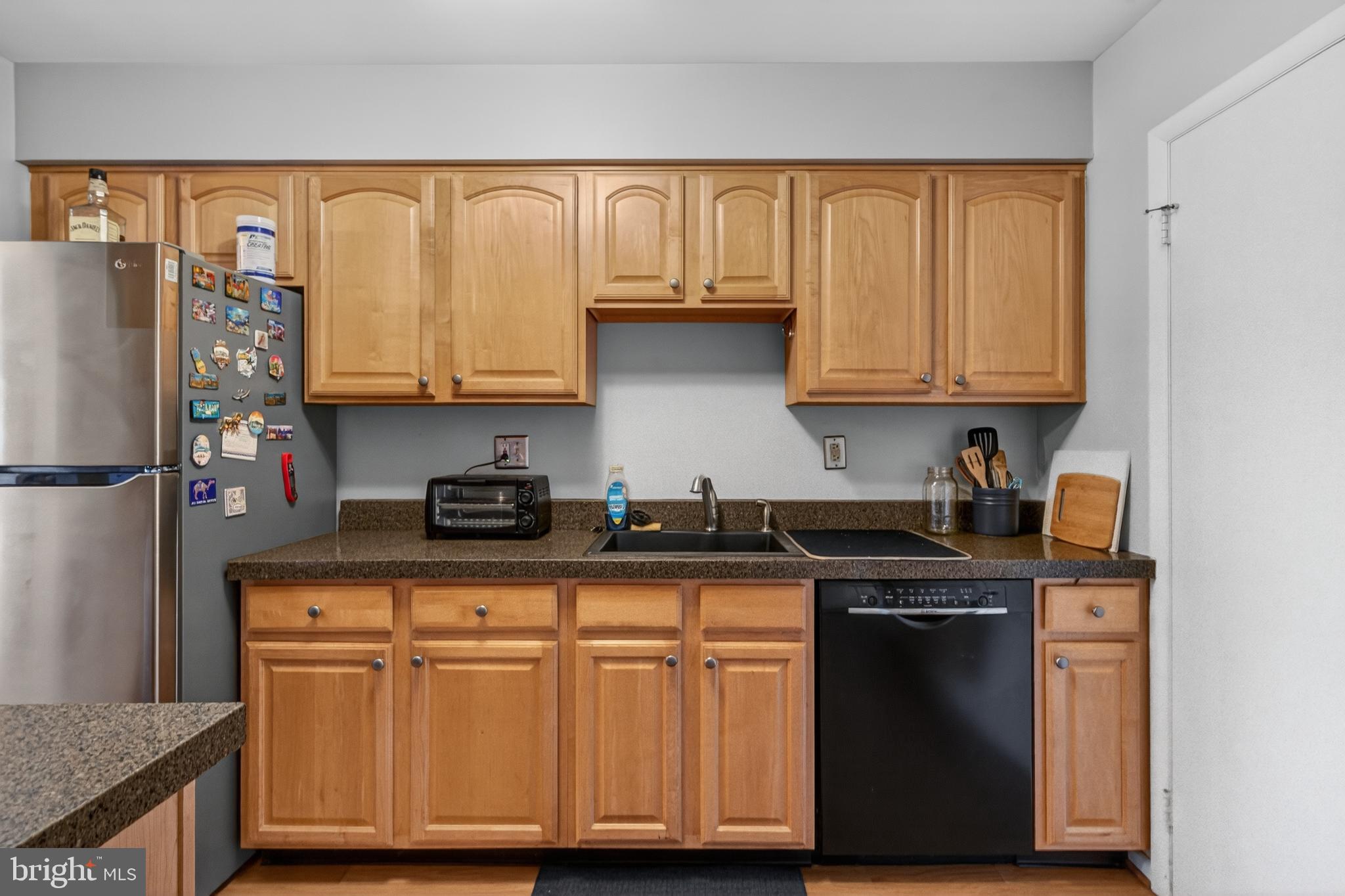 305 Kelly Cove Mount Laurel, NJ 08054 - Photo 7 of 21