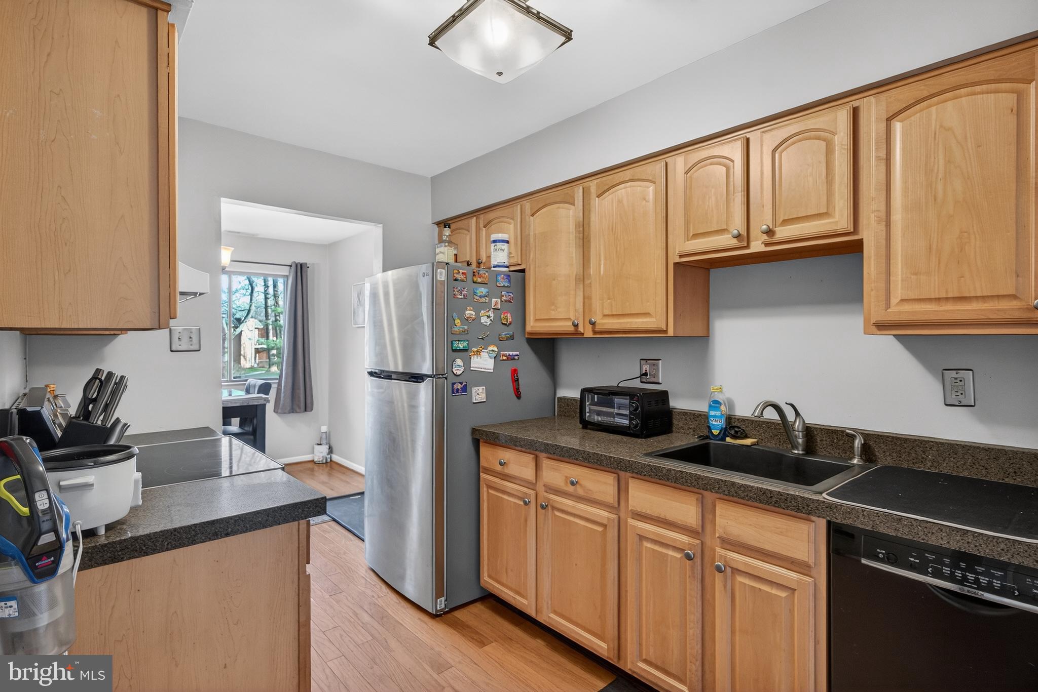305 Kelly Cove Mount Laurel, NJ 08054 - Photo 8 of 21