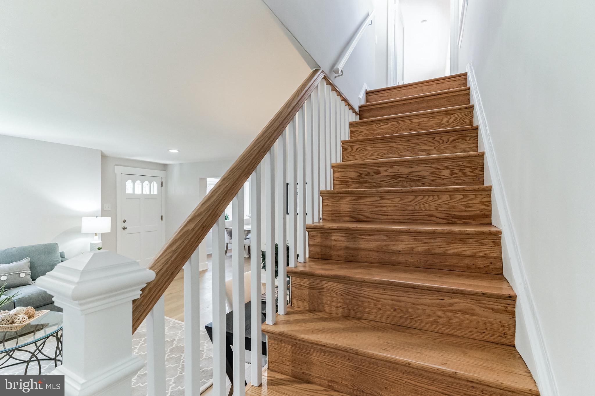 216 Gibbons Road Springfield, PA 19064 - Photo 24 of 39 staircase