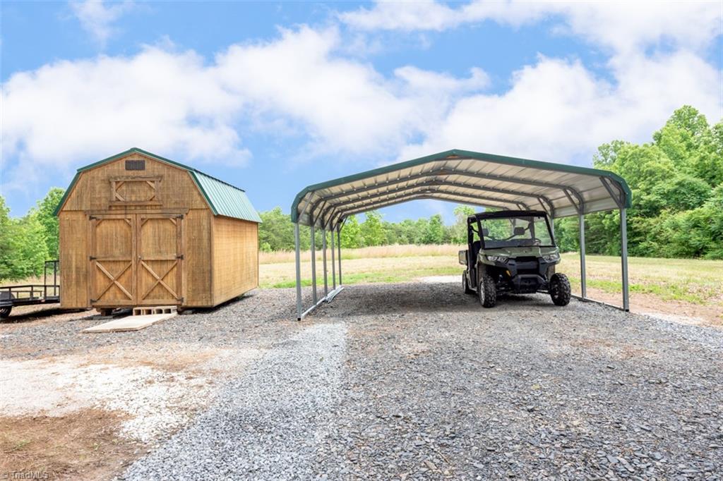 376 Knowles Road Reidsville, NC 27320 - Photo 15 of 25 Gallery Image 15