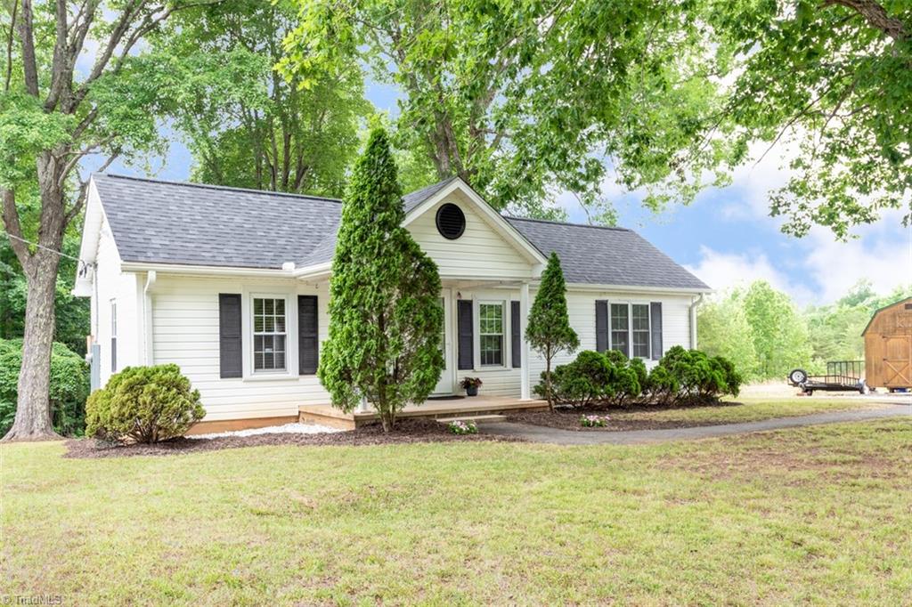 376 Knowles Road Reidsville, NC 27320 - Photo 21 of 25 Gallery Image 21