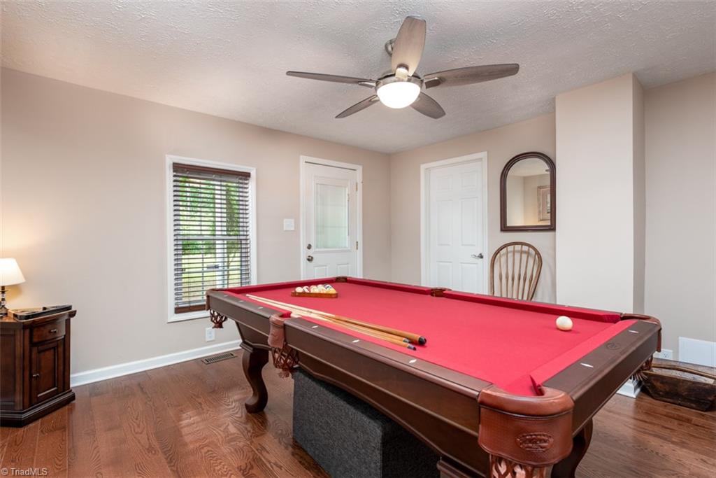 376 Knowles Road Reidsville, NC 27320 - Photo 6 of 25 Gallery Image 6