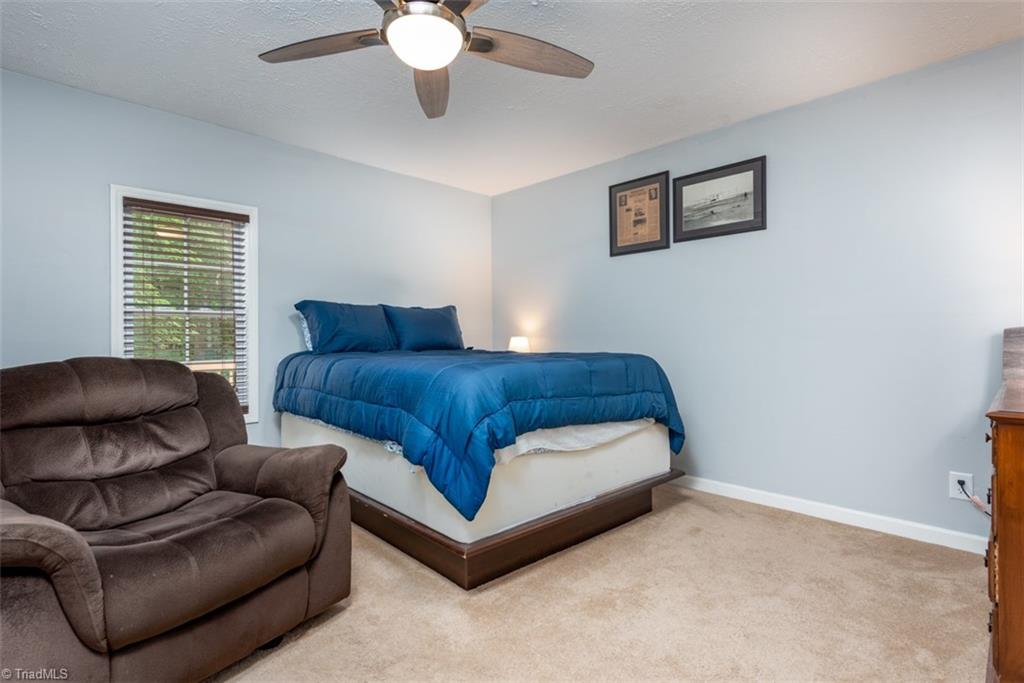 376 Knowles Road Reidsville, NC 27320 - Photo 10 of 25 Gallery Image 10