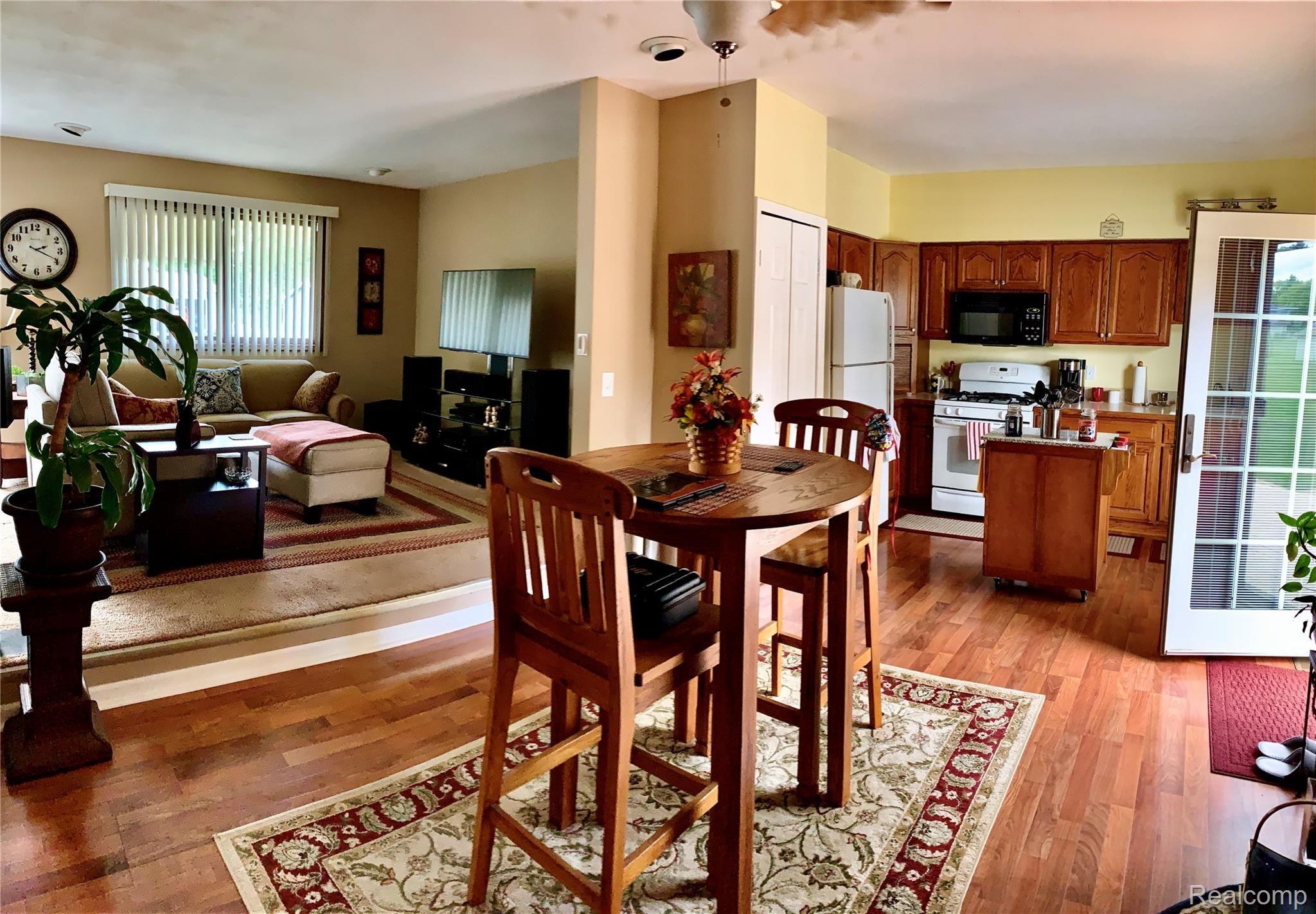 6115 Rocking Chair Road Grand Blanc, MI 48439 - Photo 10 of 29 IMG_5558.jpeg