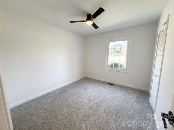 $380,000 | 1423 Chelveston Drive, Charlotte, NC 28208