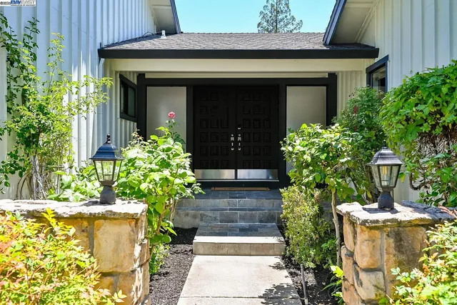 $1,849,000 | 211 Arthur Court, Danville, CA 94526