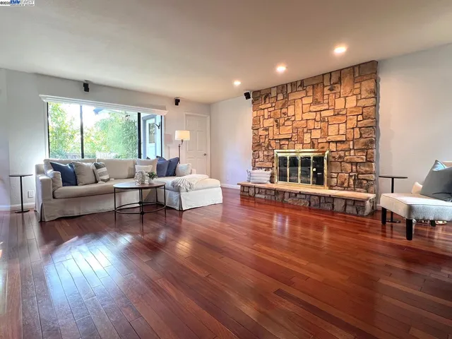 $1,849,000 | 211 Arthur Court, Danville, CA 94526