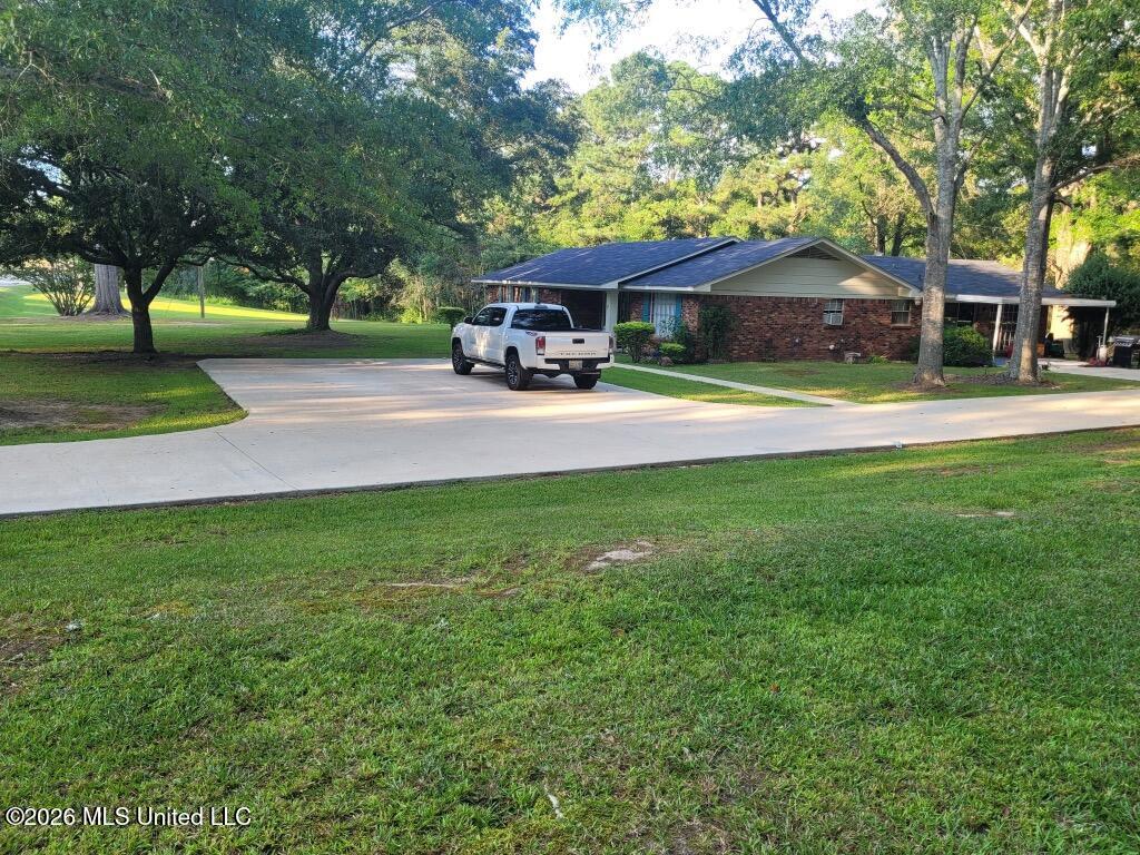 211 Highway 487 Carthage, MS 39051 - Photo 7 of 34 20240720_183815